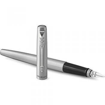 Parker Jotter - Pluma estilográfica, cuerpo de acero inoxidable con adorno cromado, plumín mediano y tinta azul, en estuche de regalo