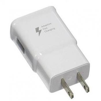 Cargador Rápido MicroConnect PETRAVEL35 Estándar US Blanco