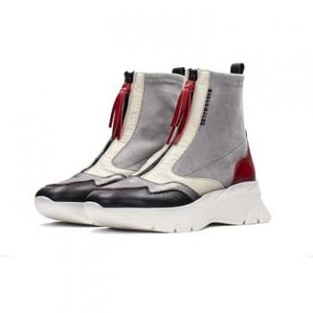 Botines sport de mujer Hispanitas con cremallera frontal y plataforma, modelo Helsinki en colores negro, gris y rojo