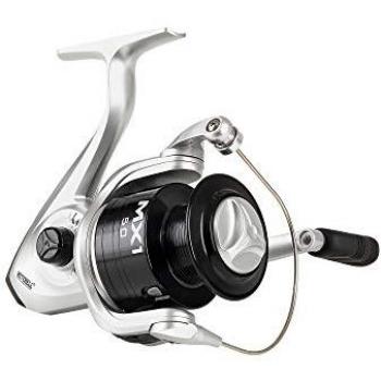 Carrete de pesca Spinning Mitchell MX1 Plateado con diseño giratorio, estructura ligera, freno trasero ajustable, 5 rodamientos de acero inoxidable y capacidad para línea de hasta 200 metros