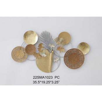 Figura decorativa de pared metal círculos dorado