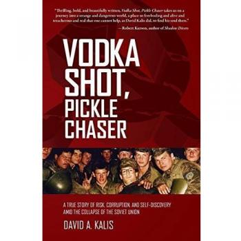 Vodka Shot con Acompañante de Pepinillo