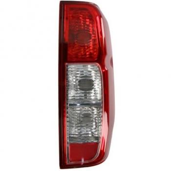 Luz trasera TYC 11-11625-21-2 con características de piloto trasero, diseño específico para vehículos, fácil instalación, alta visibilidad y durabilidad