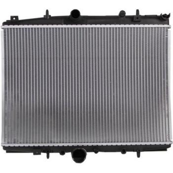 Radiador de refrigeración del motor NISSENS 63705A, tipo de producto: radiador, características: compatible con vehículos, diseño eficiente para la refrigeración del motor, fabricado por Nissens