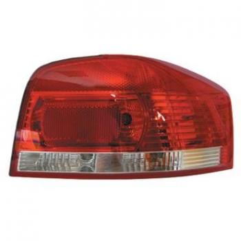 Luz trasera MAGNETI MARELLI 714028040803 - Piloto trasero con tecnología LED, diseño compacto, fácil instalación, alta visibilidad y durabilidad