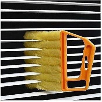 7 Brush venetian blind cleaner duster for most types of blinds and shutter by Ashley