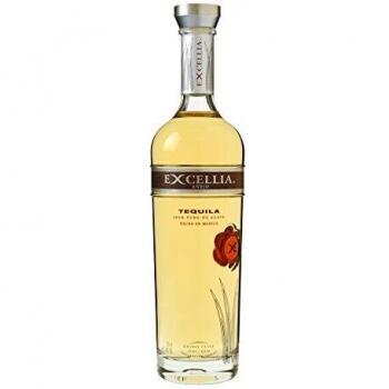 Excellia Añejo