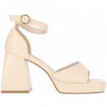 Chika10 Sandalias Mujer Pum 01 Beige con Plataforma y Tacón de 8cm y Cierre de Hebilla