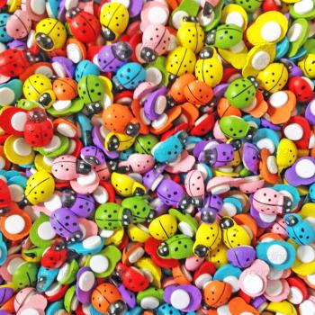 250pcs Multicolor Mini 9 x 12 mm autoadhesivo de madera mariquita Mariquitas Craft tarjeta Madera Decoraciones