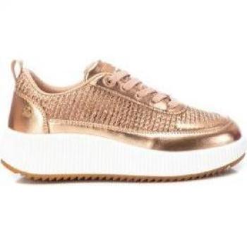 Zapatilla de mujer Xti 142882 oro cordón