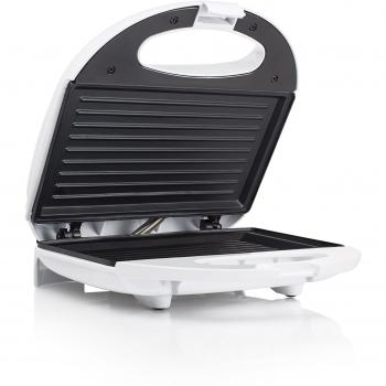 Tristar SA-3050 Sandwichera grill con placas de parrilla, tamaño compacto con compartimento para cable, potencia de 750 W, recubrimiento antiadherente