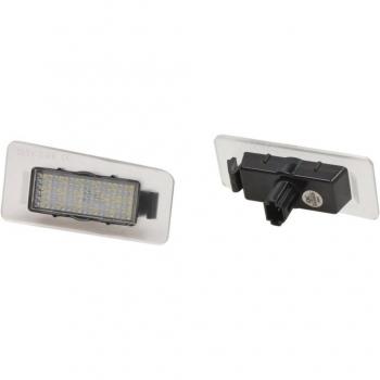 Luz de matrícula LED M-TECH CLP126, tipo: luz de matrícula, características: tecnología LED, diseño compacto, alta luminosidad, fácil instalación, compatible con diversos modelos de vehículos