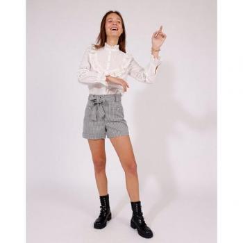 Short de mujer de cuadros con bolsillos frontales