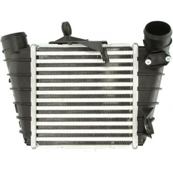 Intercooler NISSENS 96770 - Intercooler de motor, fabricado por Nissens, diseñado para mejorar la eficiencia del sistema de refrigeración del motor, compatible con múltiples modelos de vehículos, construido con materiales de alta calidad para