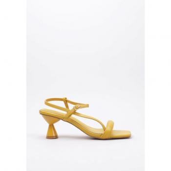 Sandalia de Tacón KRACK CORE PETALAS 36 Amarillo