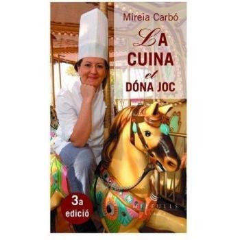 La cuina et dóna joc