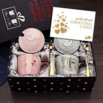 exreizst Tazas de café Mr and Mrs - Regalo de Boda para Regalo de Novia y Novio para Regalo de Compromiso de Despedida de Soltera Parejas Casadas - 12 oz con Regalos