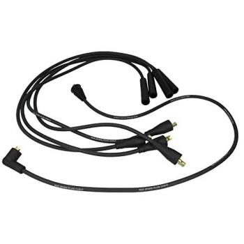 Juego de cables de encendido NGK 0773 con alta resistencia al calor, aislamiento de silicona, conectores de latón niquelado, diseño optimizado para reducir interferencias electromagnéticas y compatible con una amplia gama de vehículos