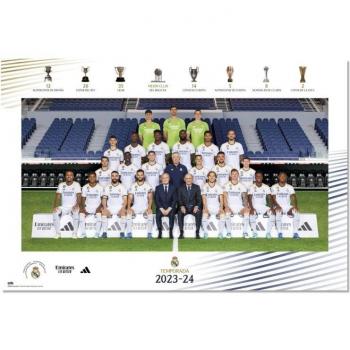 Póster Oficial del Real Madrid con la Plantilla Completa para la Temporada 2023/2024