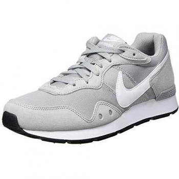 NIKE Venture Runner, Sneaker Hombre, Light Smoke Grey/White-Black, 38.5 EU