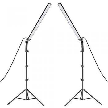 Neewer LED Luz Estudio Iluminación Kit - 2 Paquetes de Varita de Luz de Mano LED Video Luz Palos 5500K con Brillo Ajustable Soporte de Luz 2m para Retrato Fotografía de Producto Luz de Video