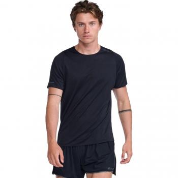 Camiseta técnica de manga corta 2XU Light Speed para hombre en color negro, talla XL