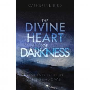 El Corazón Divino de la Oscuridad: Encontrando a Dios en las Sombras