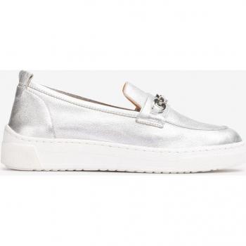 Mocasines de mujer Unisa de piel metalizada en color gris