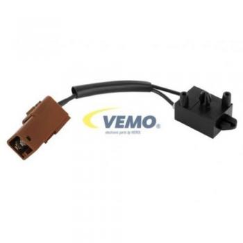 Conmutador de accionamiento de embrague (gestión motor) VEMO V42-73-0010 para CITROËN Xsara Picasso, Xsara, C5, XM y PEUGEOT 307, Partner