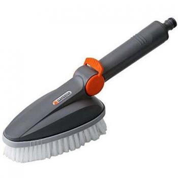 Escobillón manual GARDENA: cepillo de limpieza Cleansystem, para la limpieza profunda de los muebles del jardín