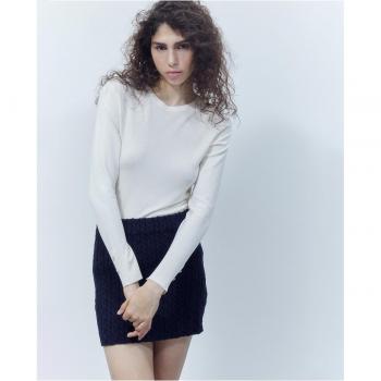 Sfera - Jersey con aplique de botones, tejido suave, corte regular, manga larga, cuello redondo